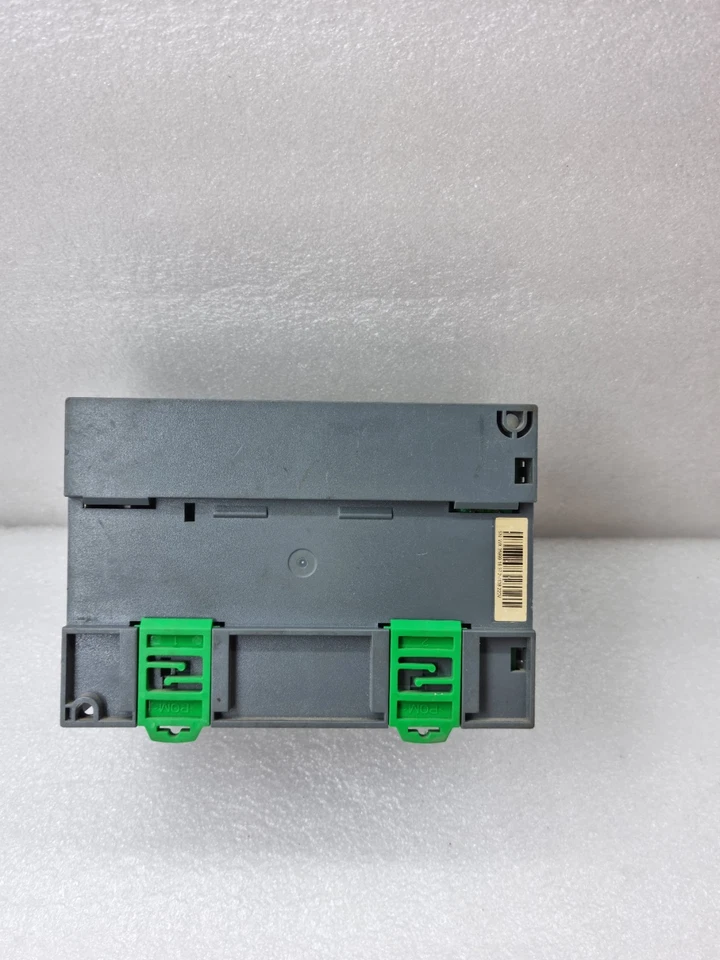 SCHNEIDER TM200C24R Modicon PROGRAMMABLE LOGIC CONTROLLER (USED)